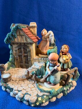 Hummel Scape Home Sweet Home